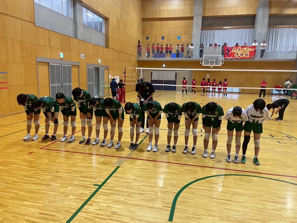 千葉県中学生バレーボール選手権大会での松戸レガロU-15の子どもたち