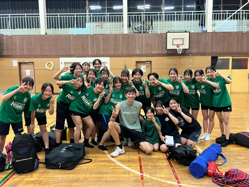 松戸レガロバレーボールスクールのスクール生たち